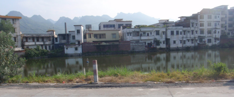 Li Riverside Village.